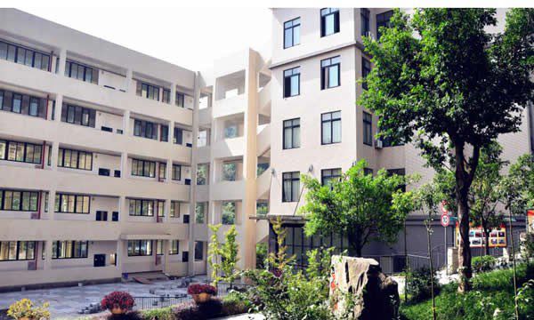 重庆市轻工业学校校训