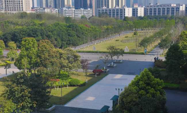 重庆电讯职业学院(五年制大专)校园俯瞰