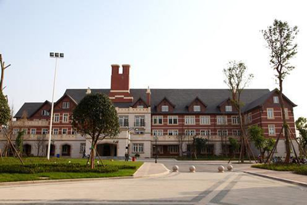 四川西南航空专修学院