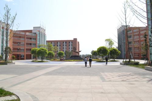 四川江油工业学校